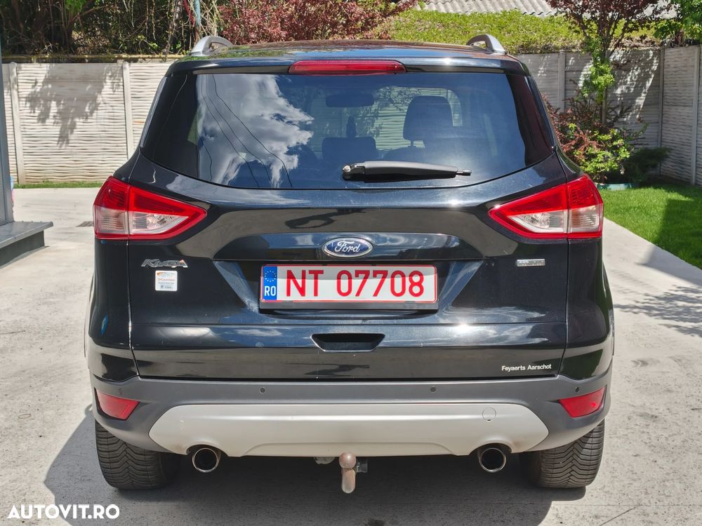 Ford Kuga 1.6 EcoBoost 2x4 Titanium - 8