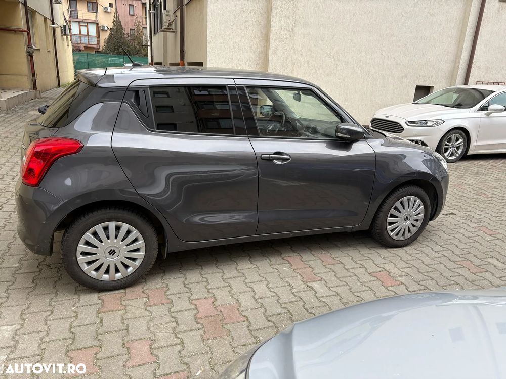 Suzuki Swift M-Hybrid 1.2 Spirit - 4