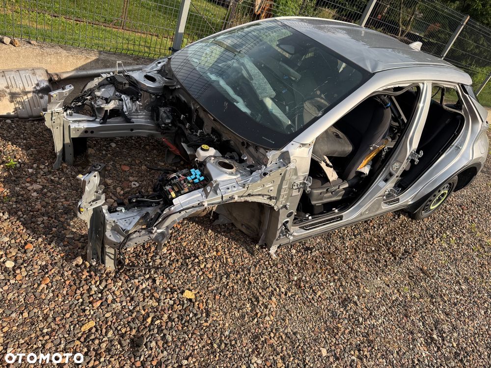 Toyota C-HR 1.8 Hybrid Active - 22