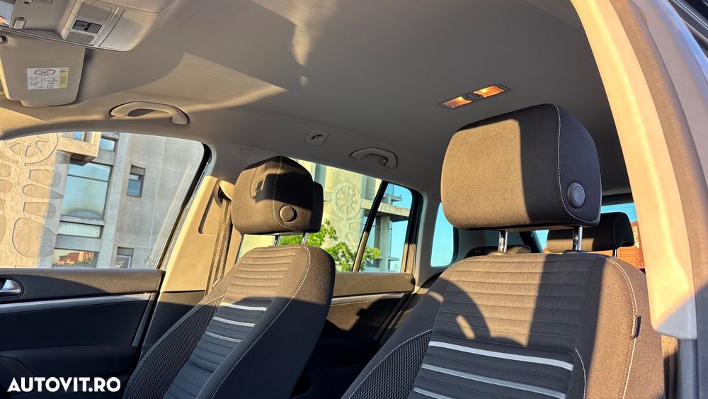 Volkswagen Tiguan 2.0 TDI 4Motion Sport & Style - 13