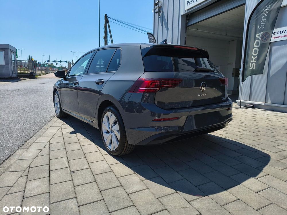 Volkswagen Golf 1.5 eTSI mHEV Life Plus DSG - 6