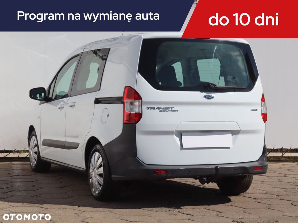 Ford Transit Courier - 6
