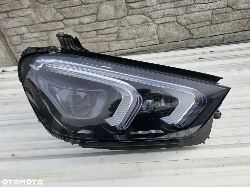 Mercedes GLE W167   Lampa Przód multibeam - 2