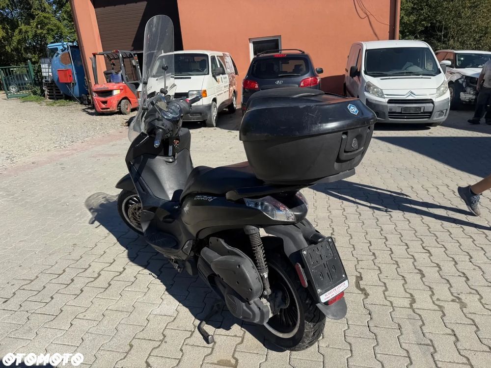 Piaggio Beverly - 5