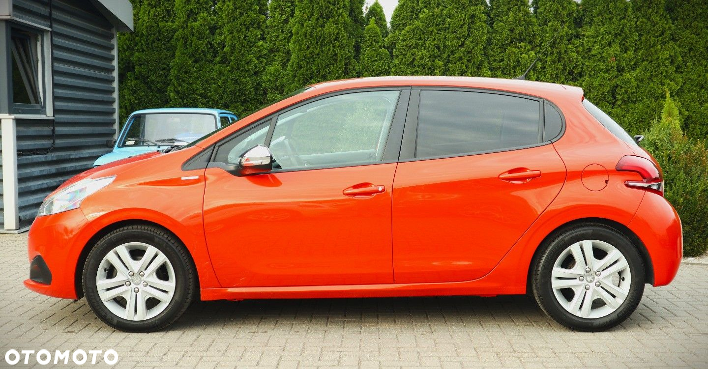 Peugeot 208 1.2 PureTech Style - 4