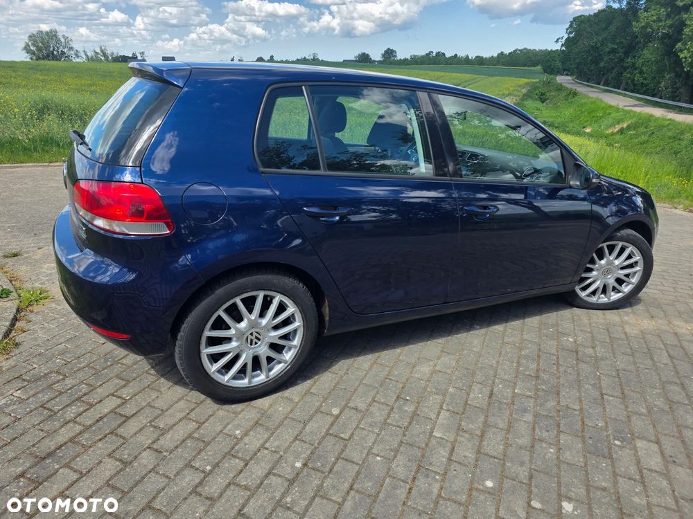 Volkswagen Golf - 4
