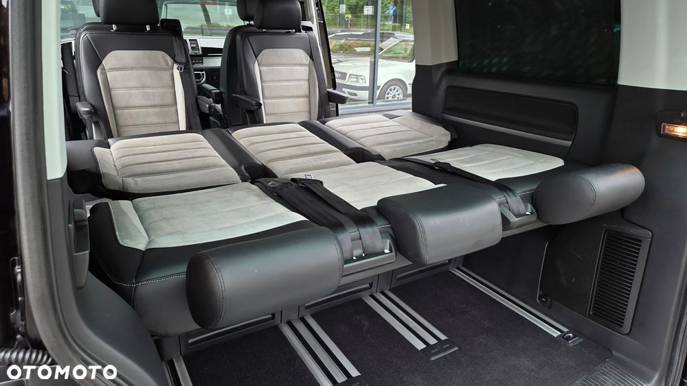 Volkswagen Multivan - 27