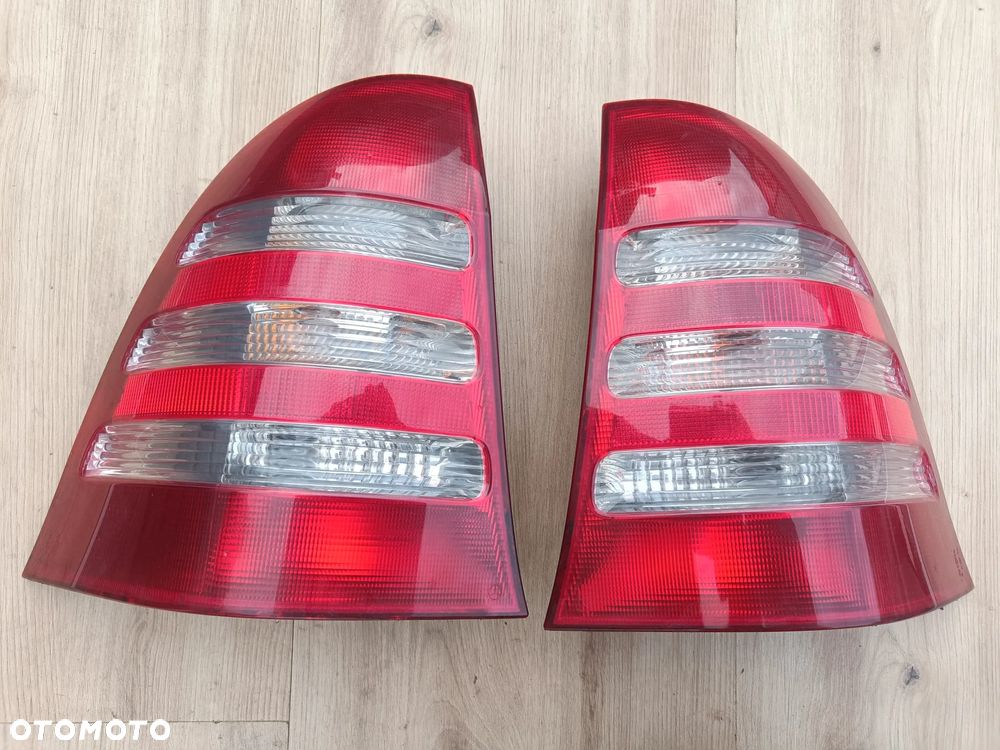 MERCEDES W203 C-KLASA KOMBI LAMPA TYL TYLNA LEWA PRAWA - 1