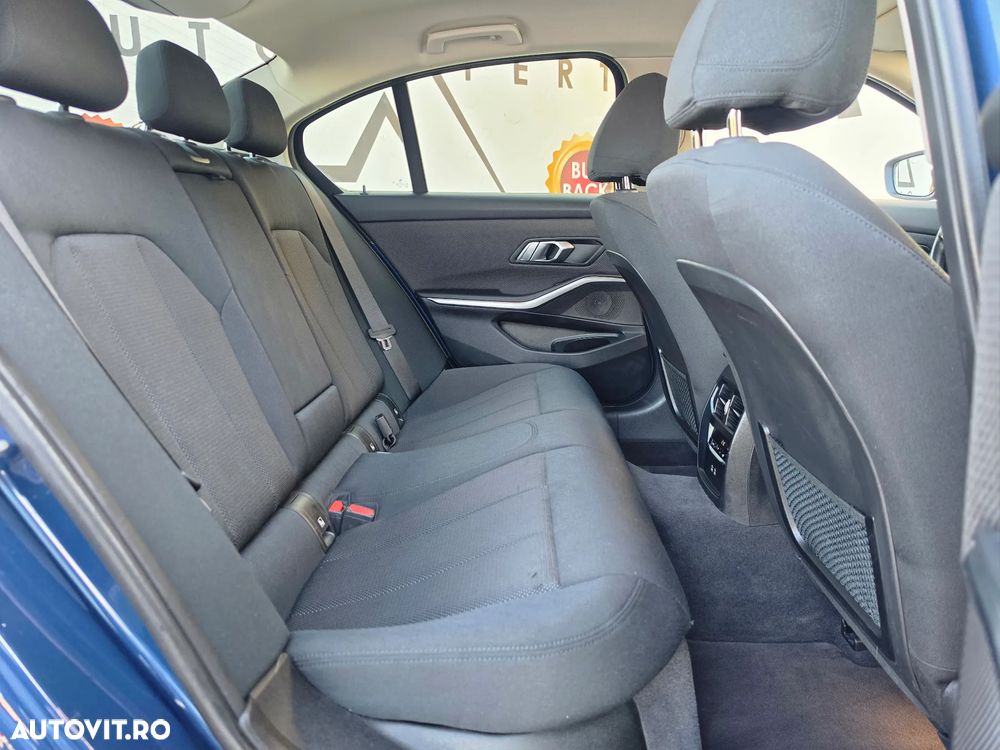 BMW Seria 3 318d Aut. - 10