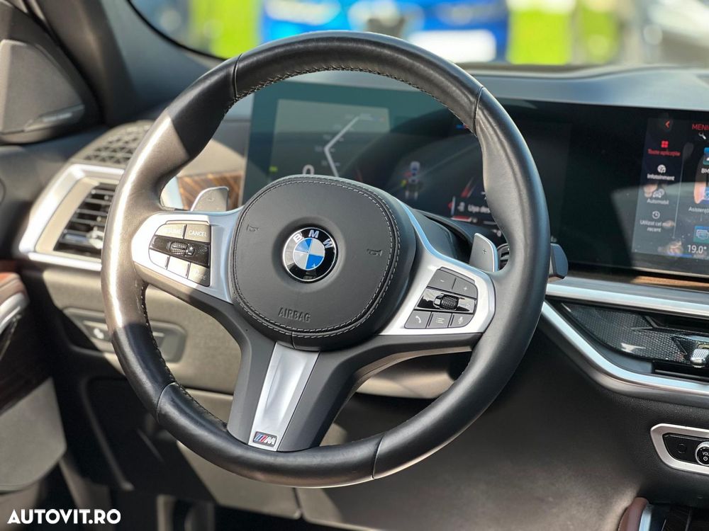 BMW X6 xDrive40i AT MHEV - 17