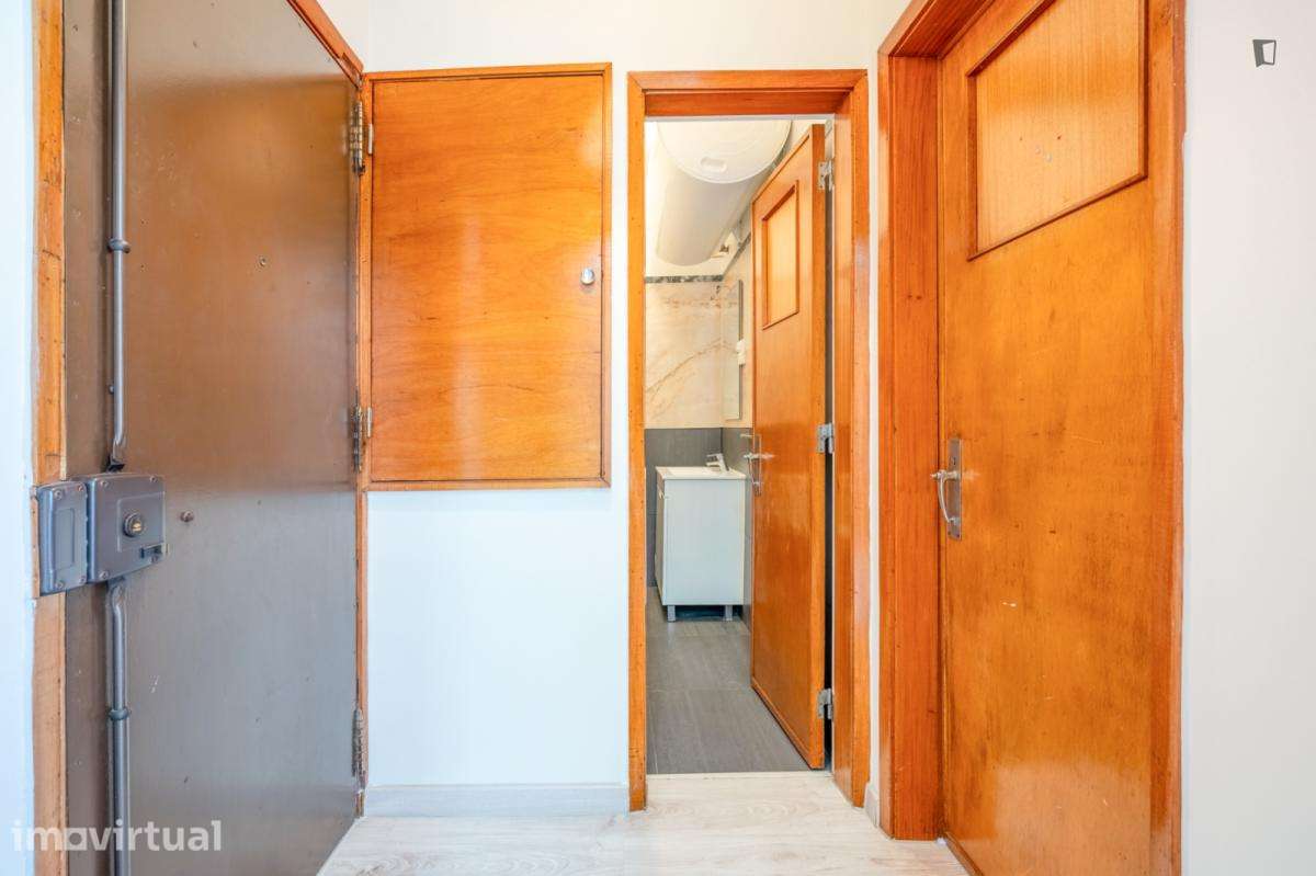 Quarto - localizado em Saldanha Lisbon - Grande imagem: 4/20