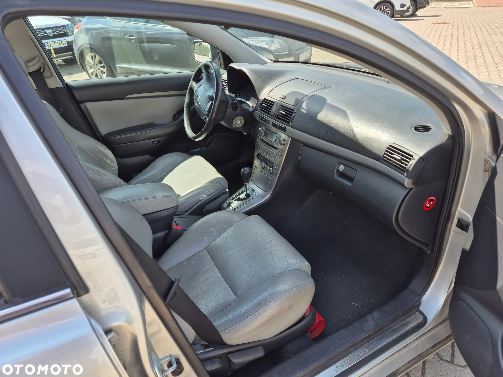 Toyota Avensis - 5