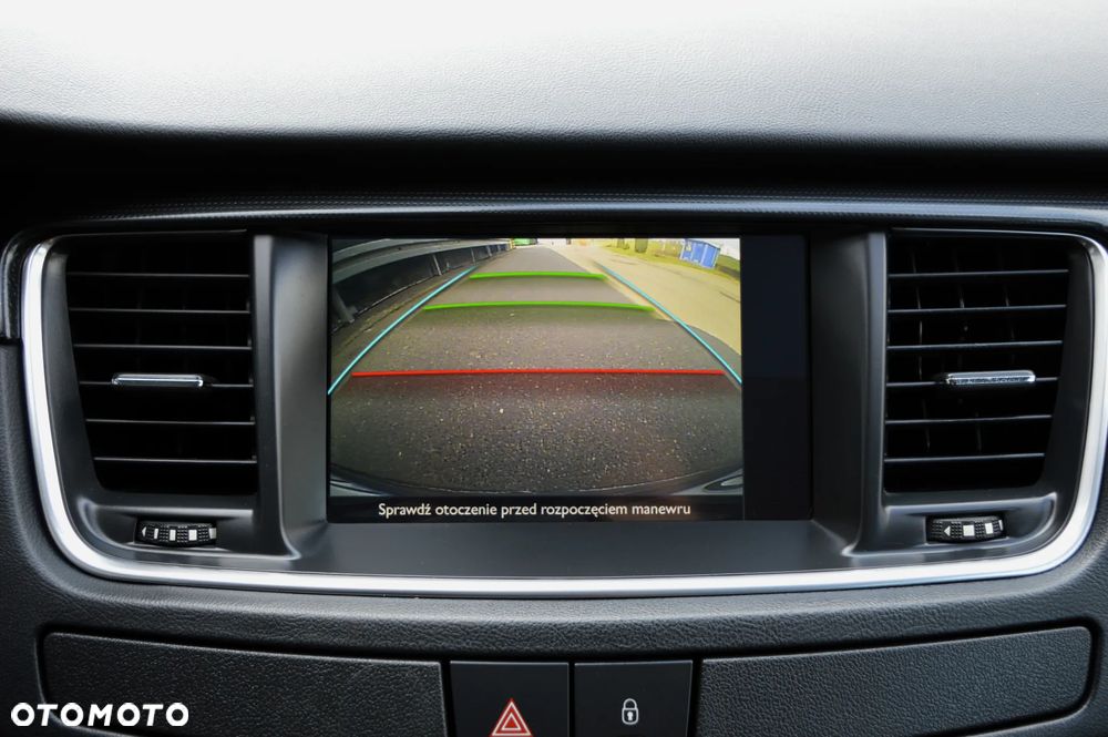 Peugeot 508 1.6 e-THP Allure S&S - 17