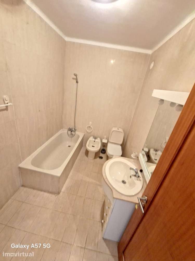 Quarto, São Victor, 4710-001 - Grande imagem: 2/7