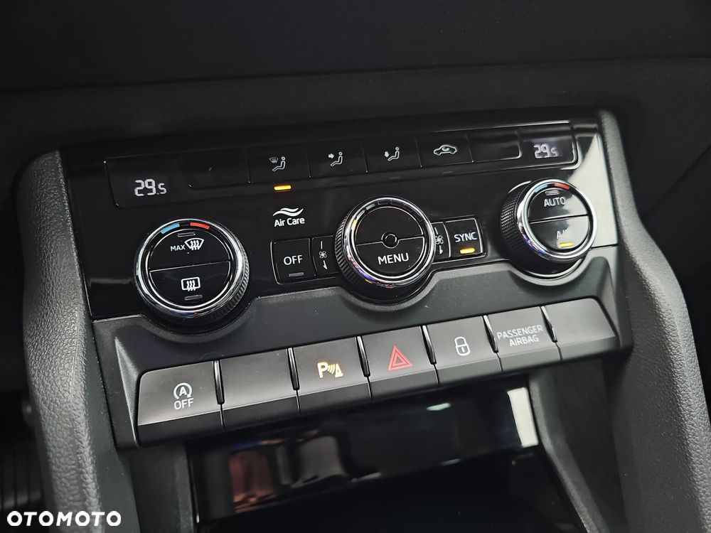 Skoda Karoq 1.5 TSI ACT 4x2 Ambition - 17