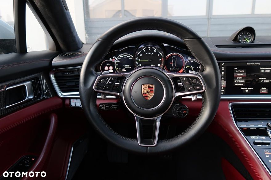 Porsche Panamera Turbo S E-Hybrid GPF - 25