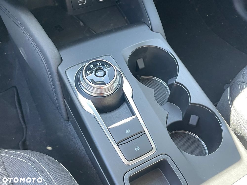 Ford Kuga 2.5 FHEV FWD Titanium eCVT - 23