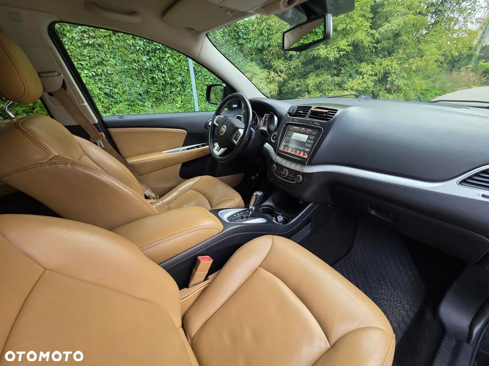 Fiat Freemont 2.0 Multijet Lounge AWD - 12