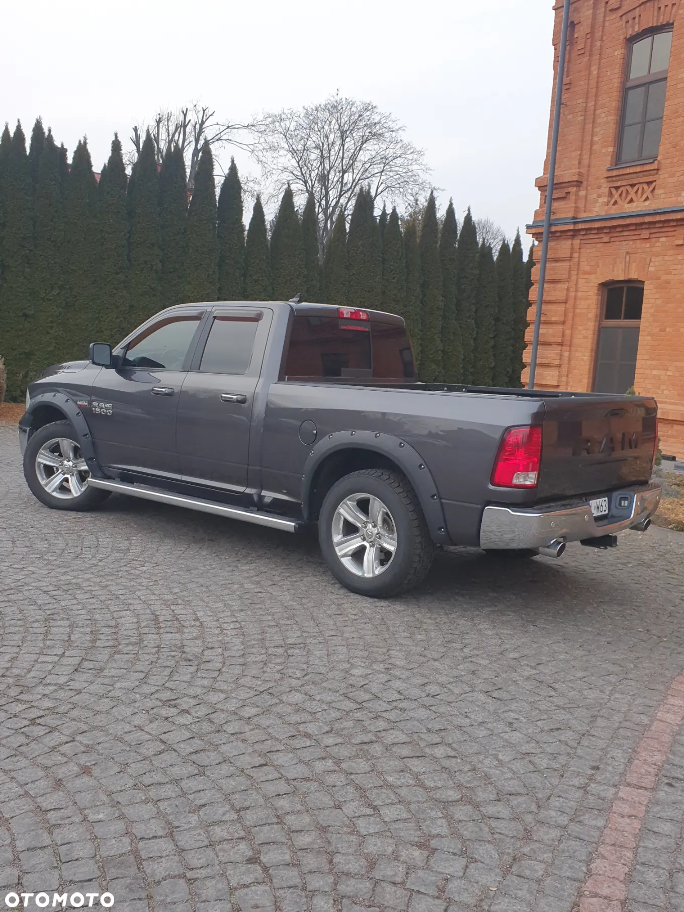 Dodge RAM 1500 5.7 4x4 - 10