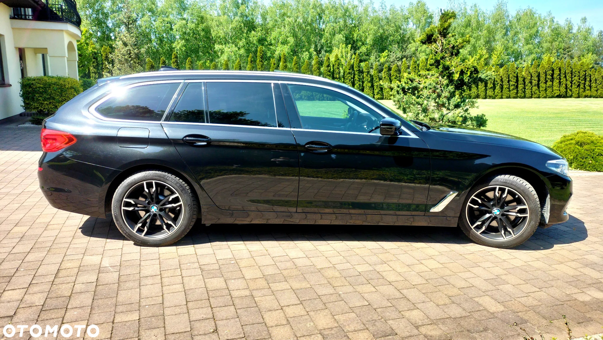 BMW Seria 5 520d Touring Luxury Line - 12