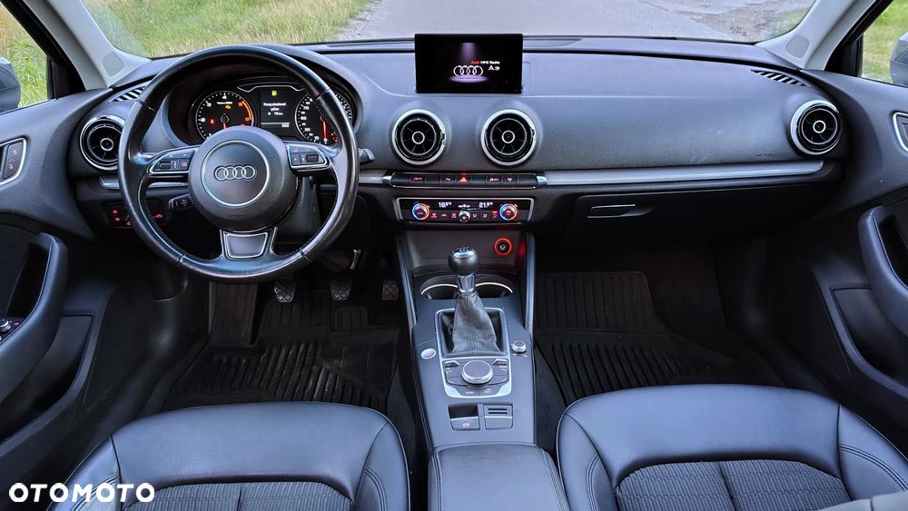 Audi A3 Sportback 2.0 TDI Ambiente - 6