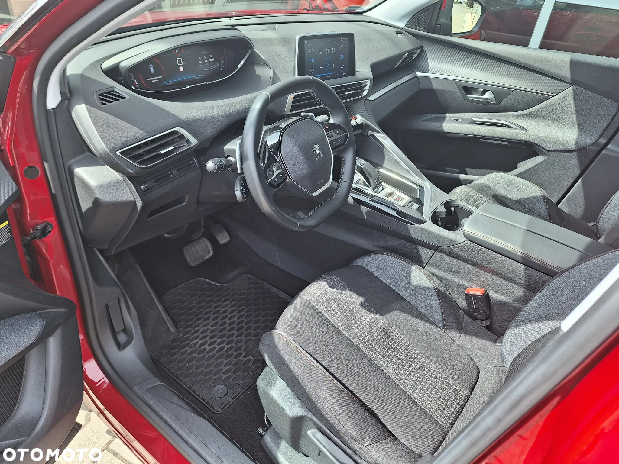 Peugeot 3008 1.2 PureTech GPF Active S&S EAT8 - 5