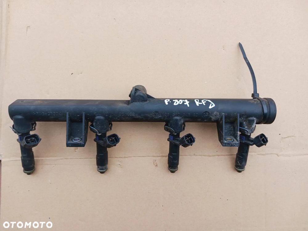 LISTWA WTRYSKOWA WTRYSKI 9628084680 CITROEN C8 C4 PICASSO 1 I 2.0 16V RFJ 140 KM Peugeot 307 407