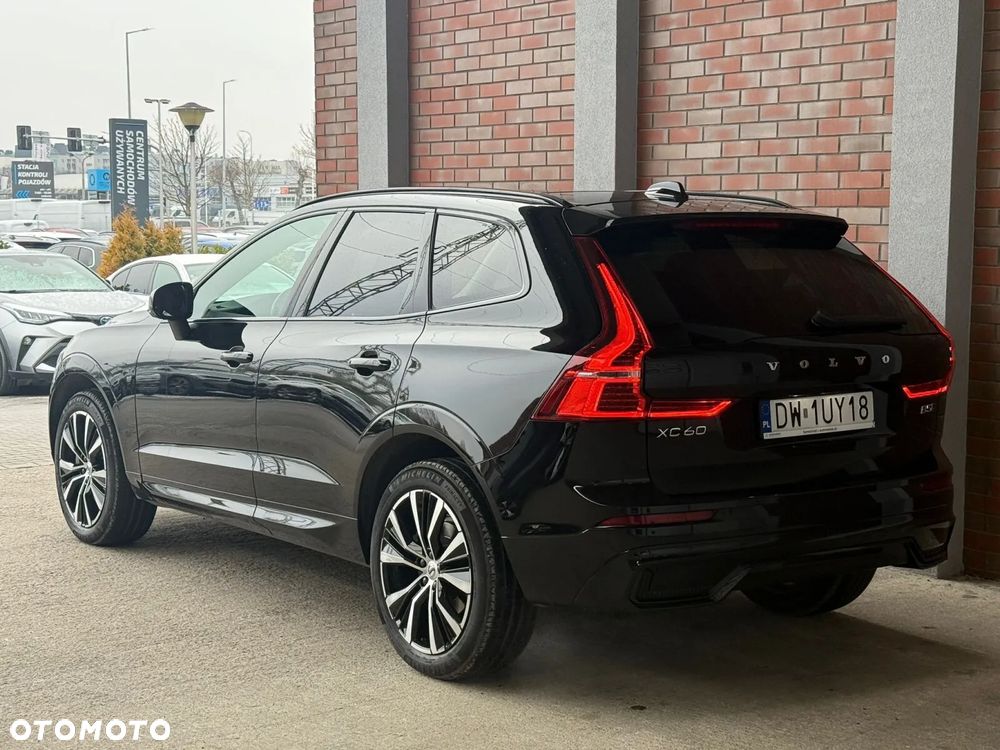 Volvo XC 60 B5 B AWD Plus Bright - 6