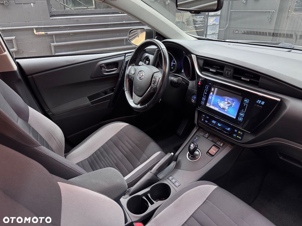Toyota Auris - 6