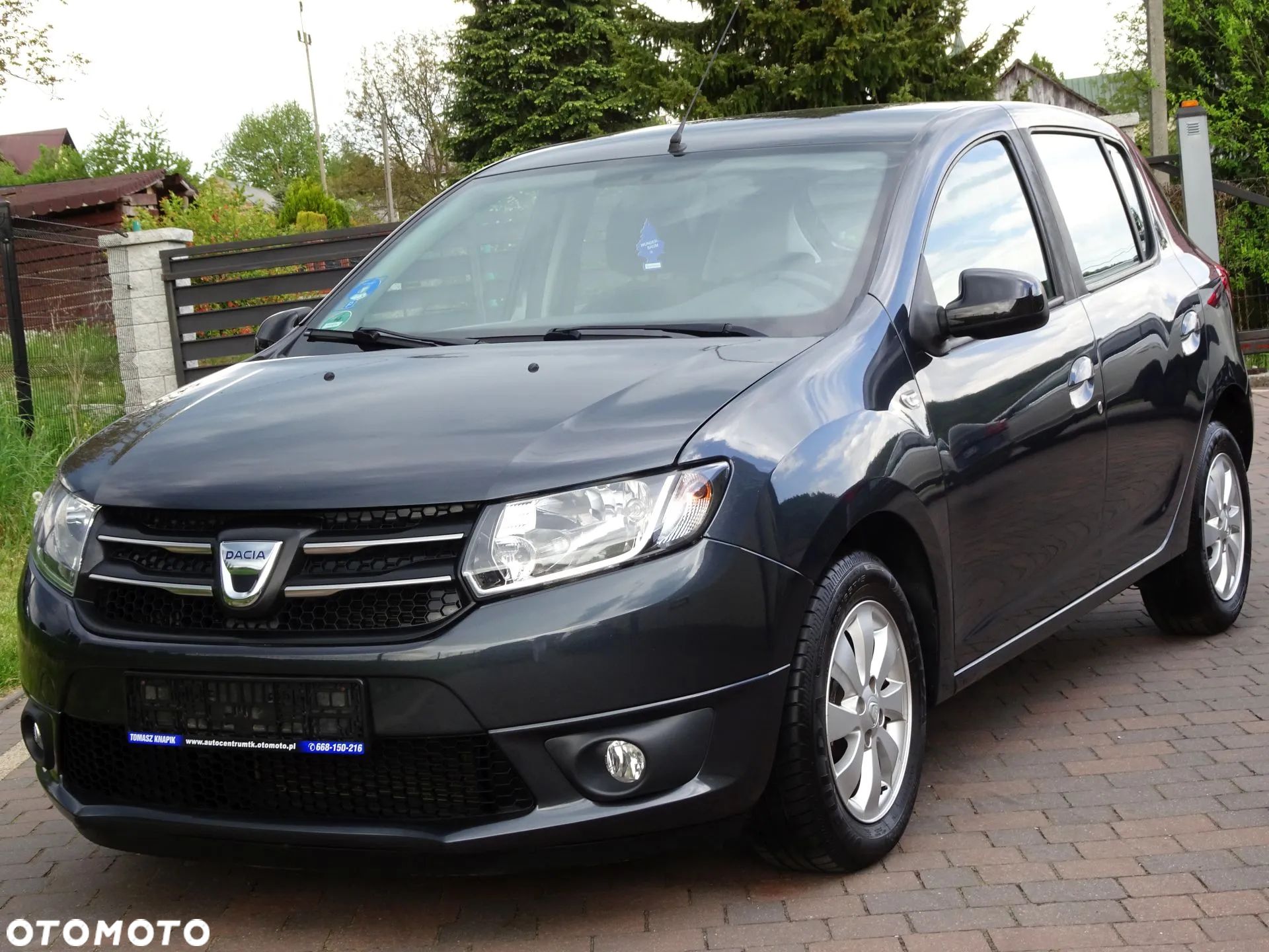 Dacia Sandero 0.9 TCe SL Celebration - 1