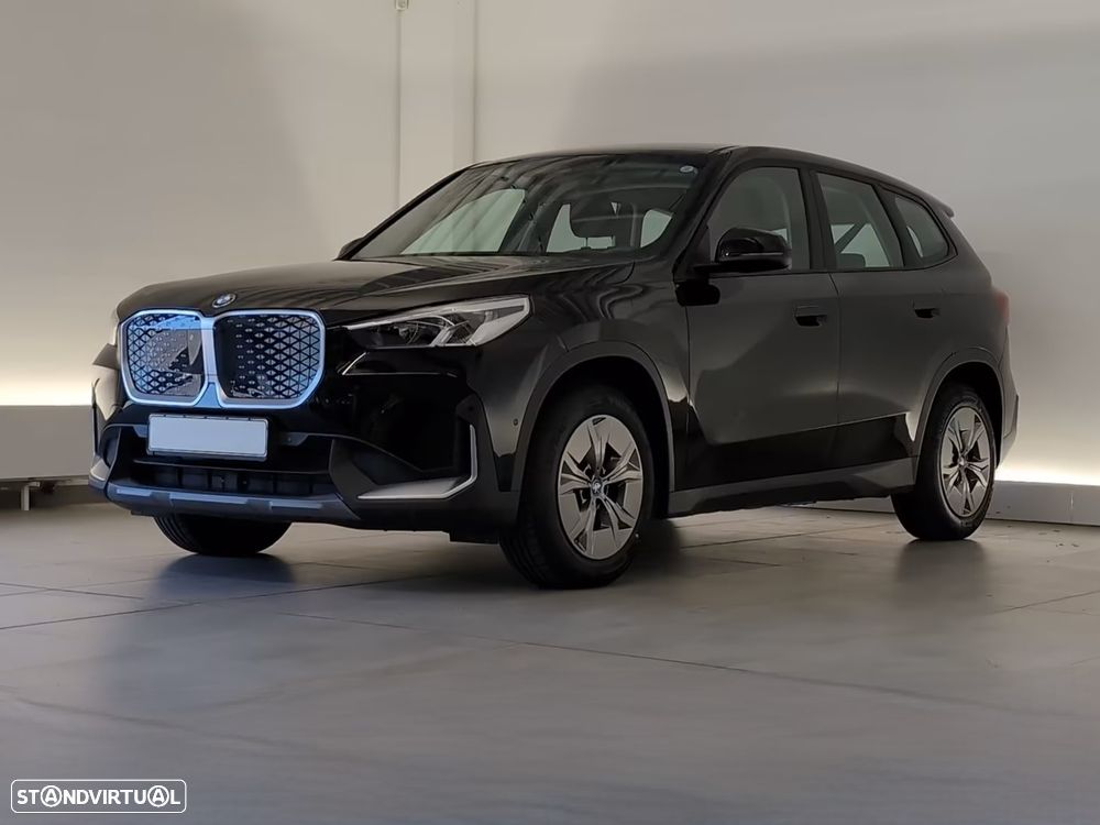 BMW iX1 eDrive20 - 1