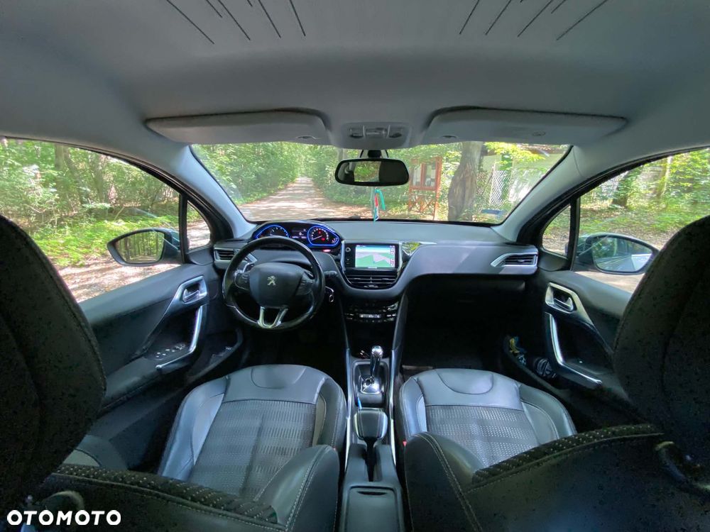 Peugeot 2008 - 6