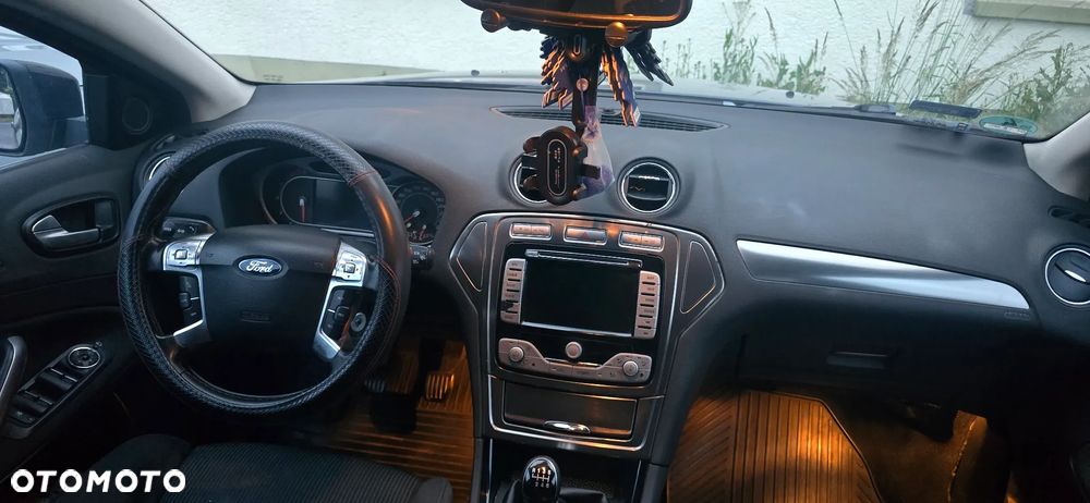 Ford Mondeo 2.0 TDCi Titanium X - 10