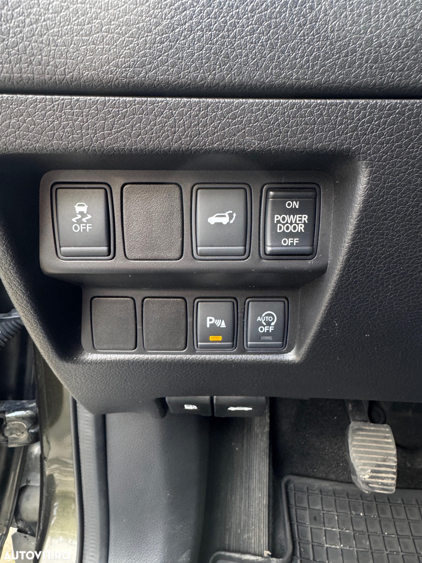 Nissan X-Trail 1.6 dCi ALL-MODE 4x4i Acenta - 4