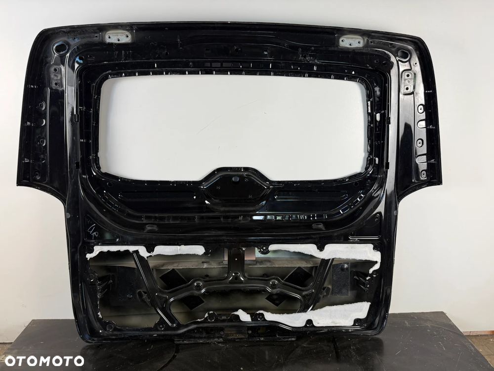 Klapa bagażnika Tył Mercedes-Benz V Class W447 A447 A447740 - 4