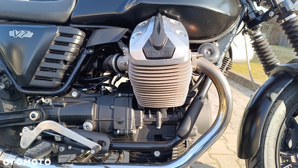 Moto Guzzi V7 - 15
