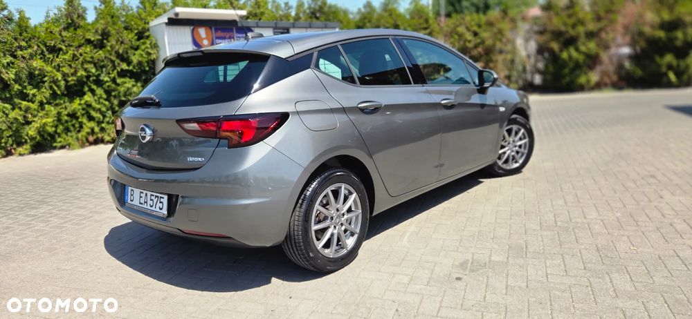 Opel Astra 1.4 Turbo Innovation - 9