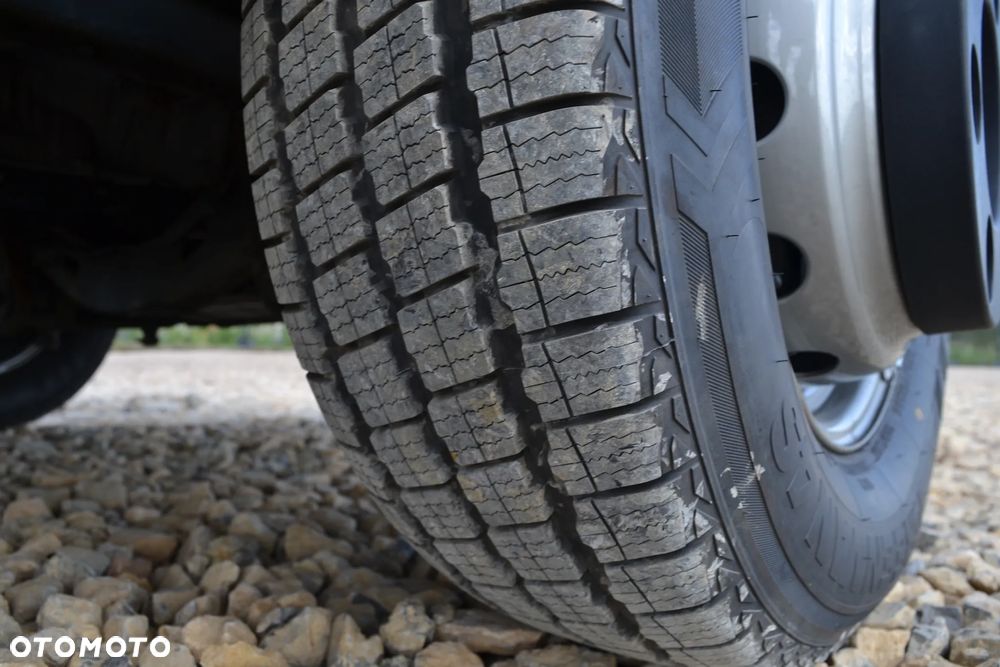 Iveco Daily 70-180 70C18 Kontener Winda 1000 kg Hi-Matic 72-180 72C18 65C 50C 35C - 12