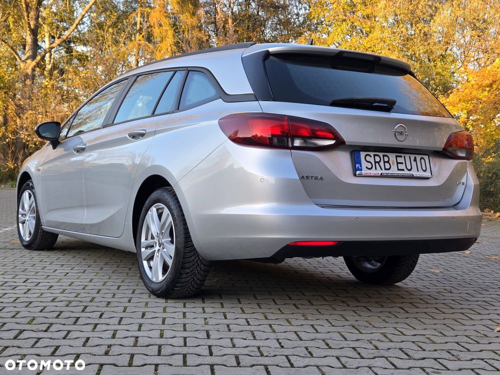 Opel Astra 1.6 CDTI Dynamic - 24