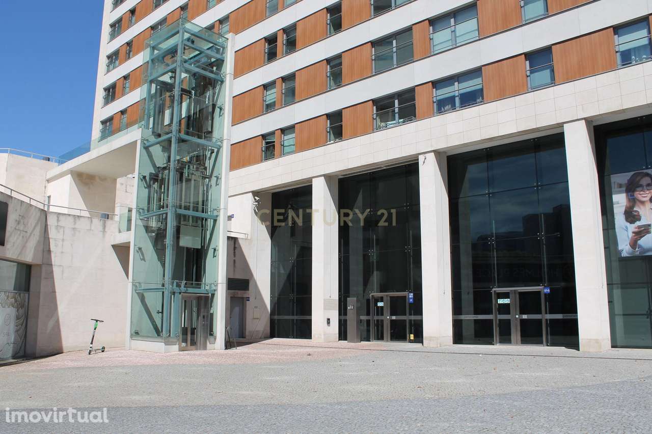 Apartamento T1 com vista rio, Edifício PANORAMIC, Parque das Nações, L - Grande imagem: 2/23