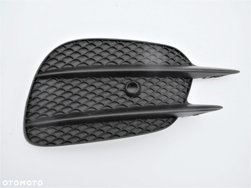 MERCEDES W213 AMG kratka zaślepka zderzak A213 OE - 4