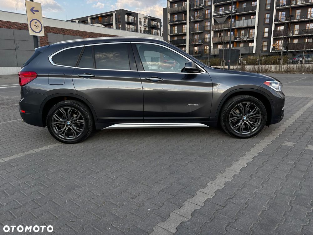 BMW X1 xDrive25i xLine - 4