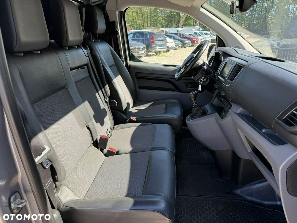 Opel Vivaro - 21