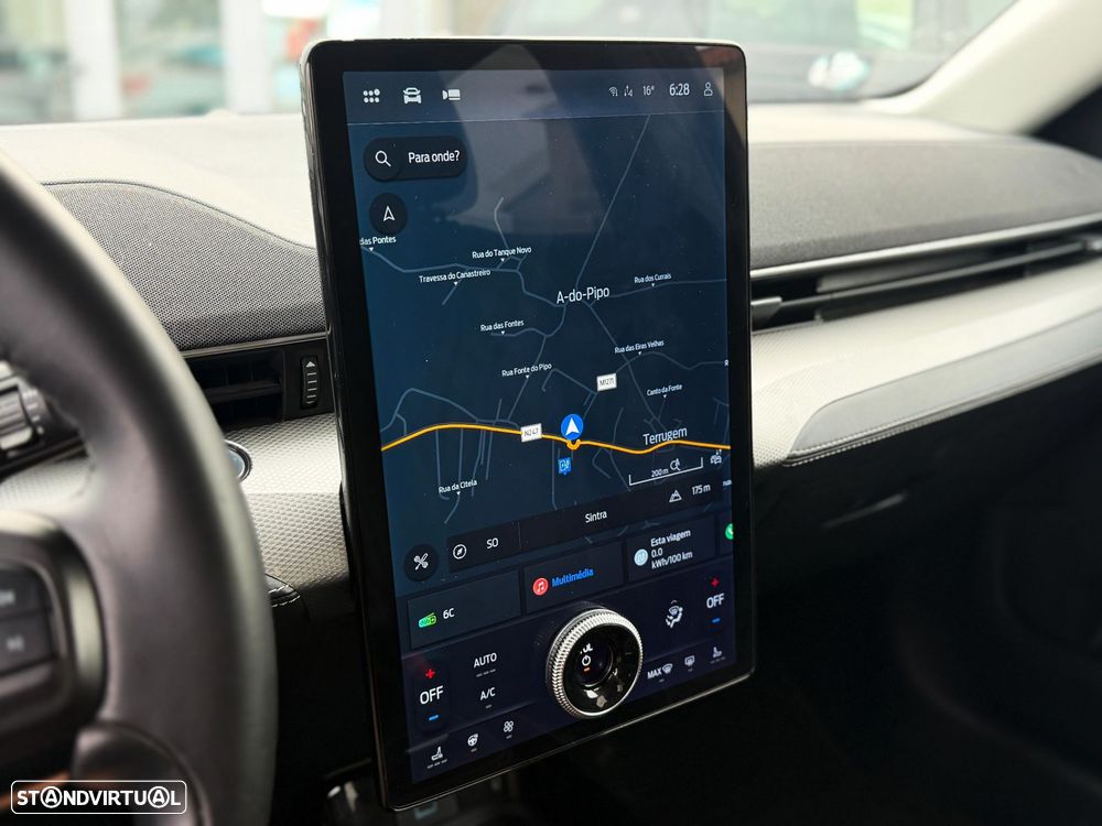 Ford Mustang Mach-E Standard - 16