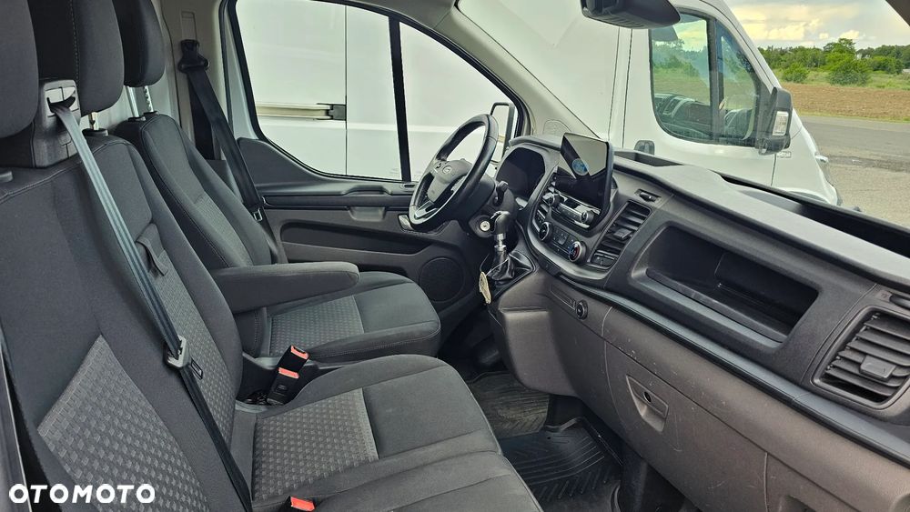 Ford Transit Custom - 16