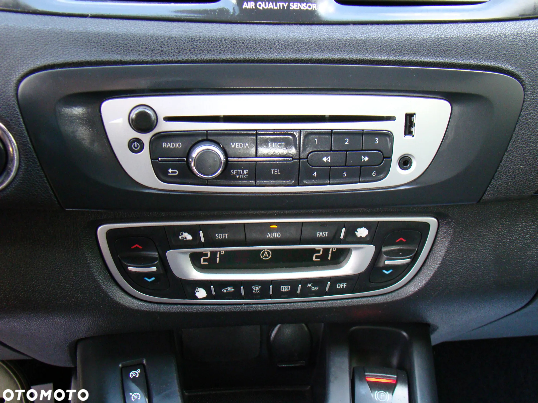 Renault Grand Scenic - 24