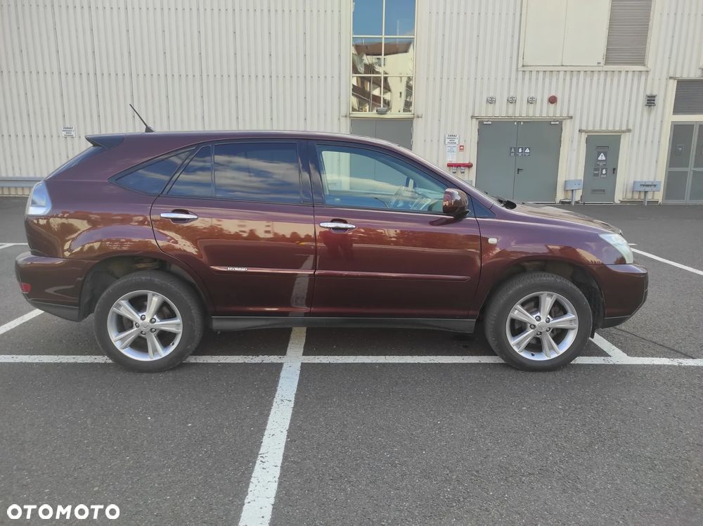 Lexus RX - 21
