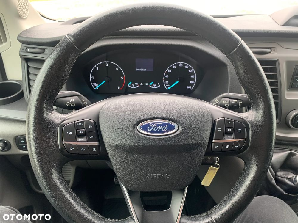 Ford TRANSIT 350 2,0 Ecoblue Trend 130KM L3H2 - 24