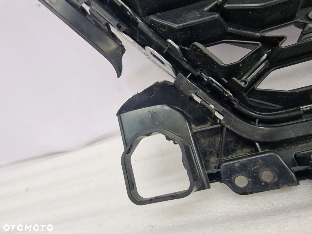 SEAT ARONA FR 6F9 17- ATRAPA / GRILL PRZEDNI PRZÓD , NR 6F9853654A , NR AUKCJI GR78 - 17