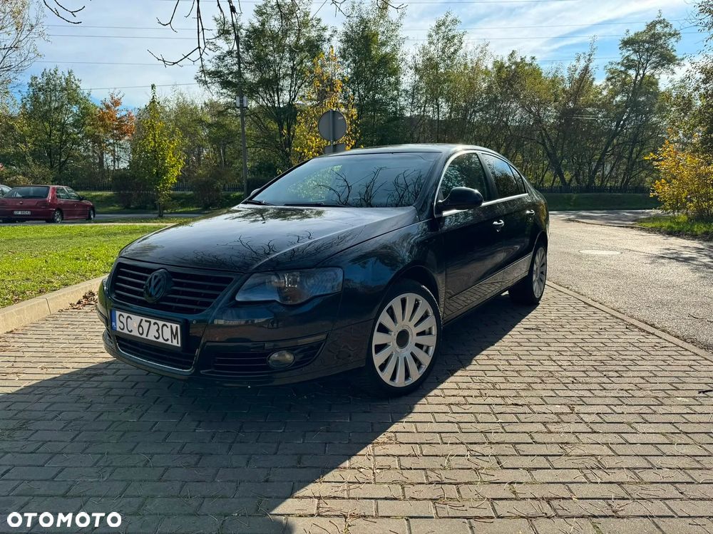 Volkswagen Passat 2.0 TDI DPF Highline DSG - 2